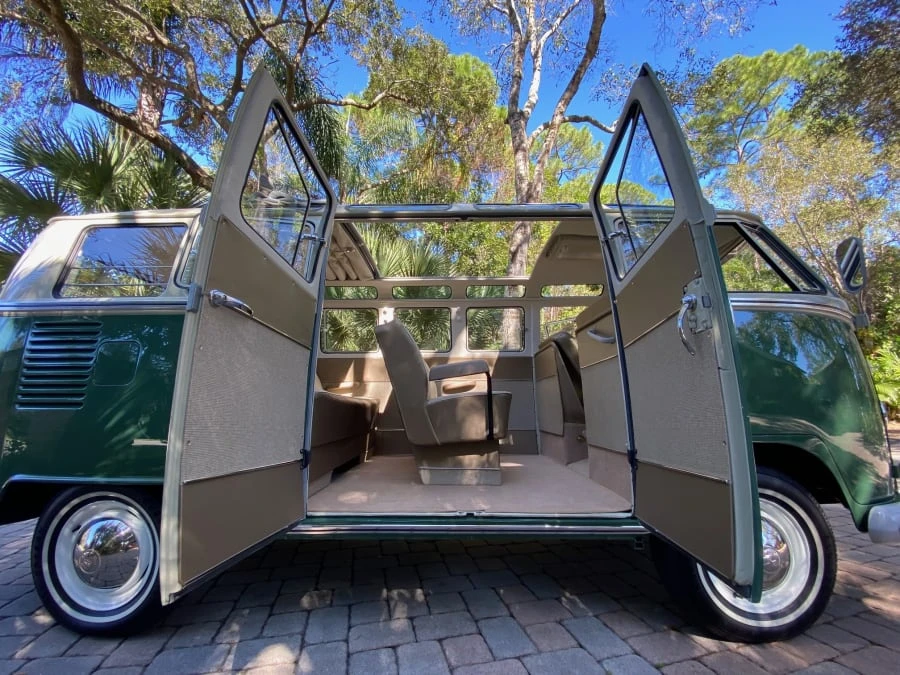 1967 Volkswagen Split-Window Bus - Image 25 of 31