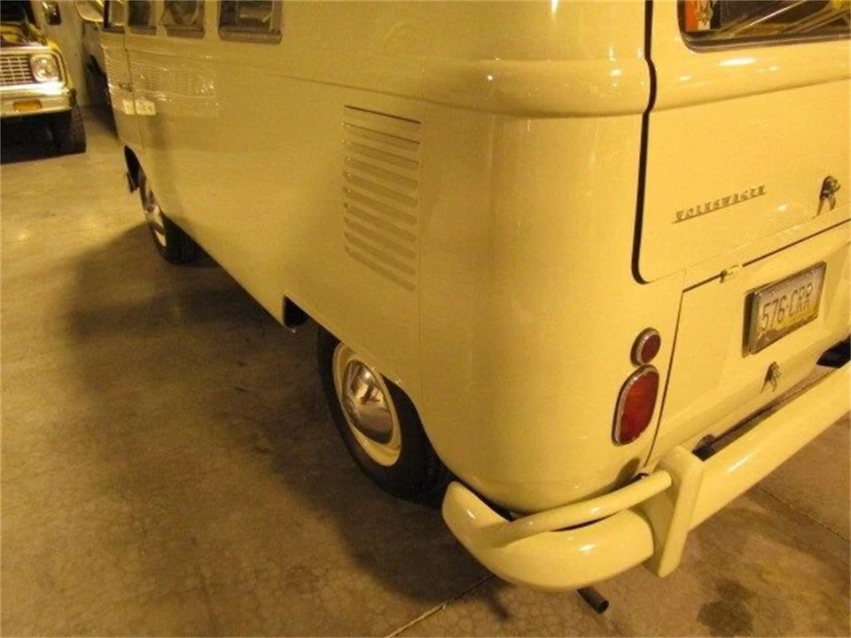 1967 Volkswagen Split-Window Bus - Image 31 of 31