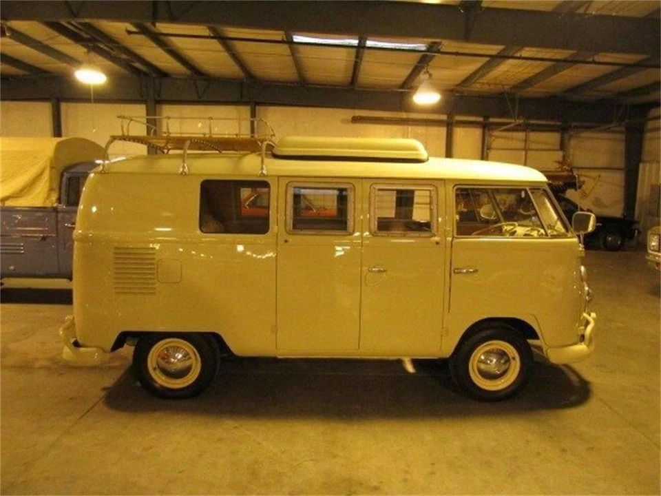 1967 Volkswagen Split-Window Bus - Image 8 of 31