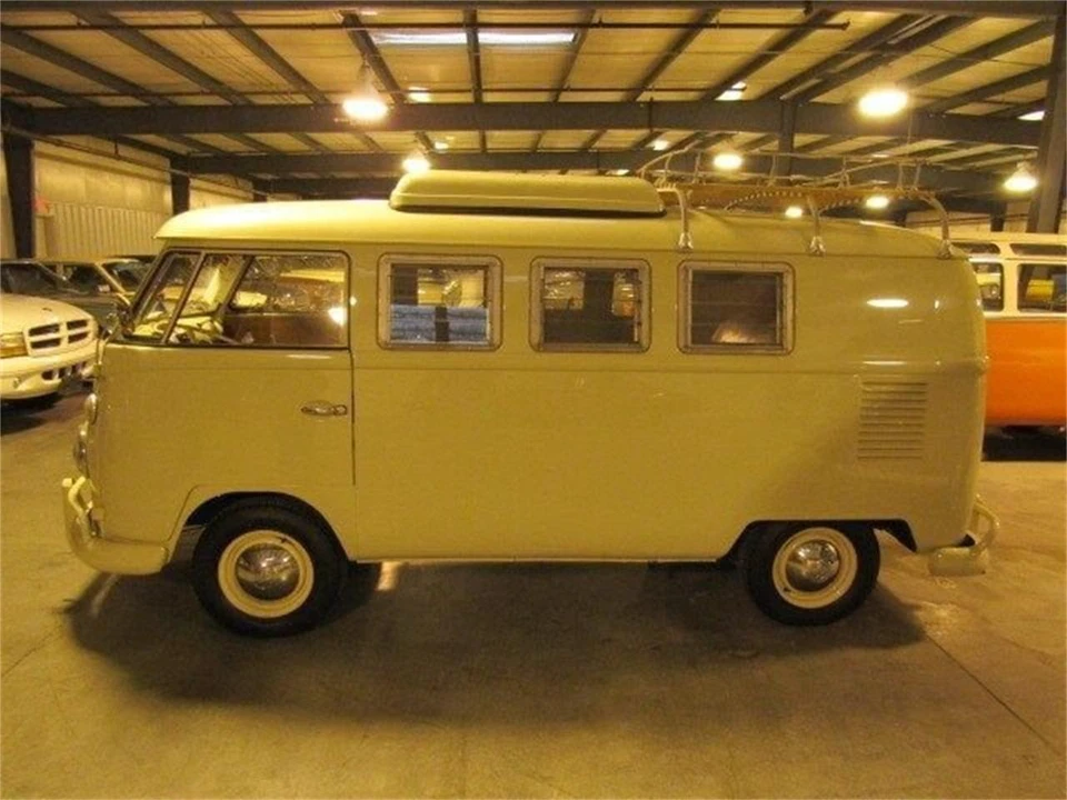 1967 Volkswagen Split-Window Bus - Image 4 of 31