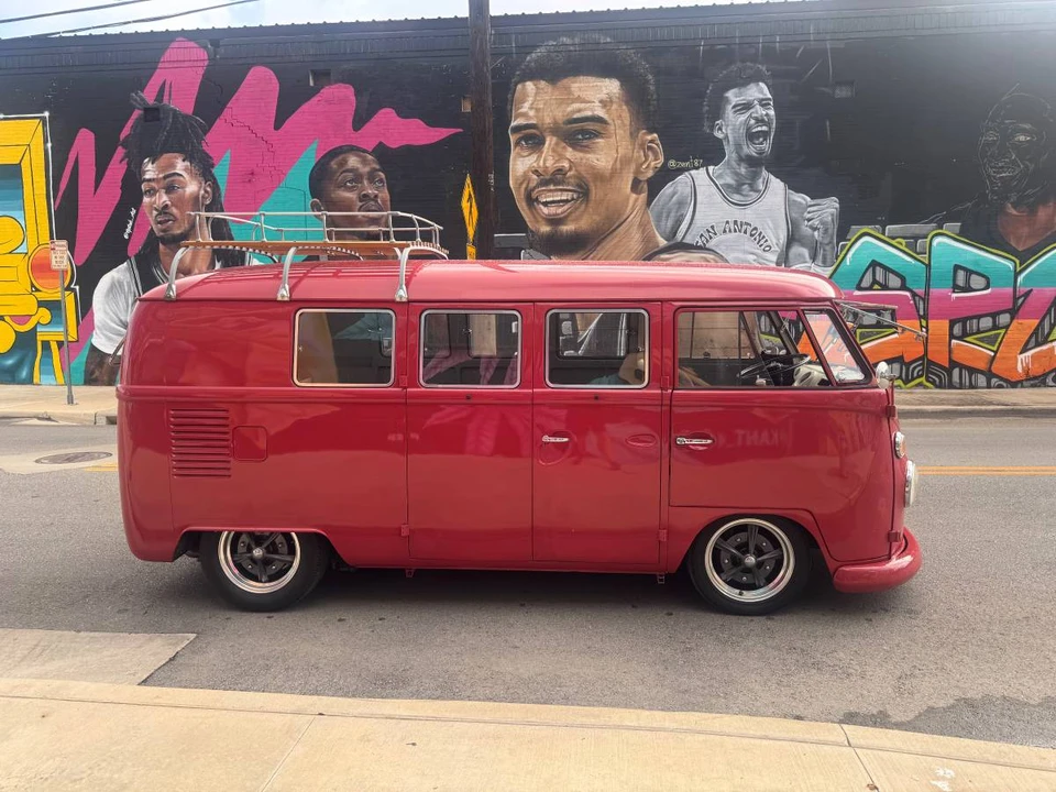1967 Volkswagen Split-Window Bus - Image 2 of 13