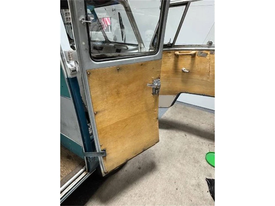 1967 Volkswagen Split-Window Bus - Image 5 of 21