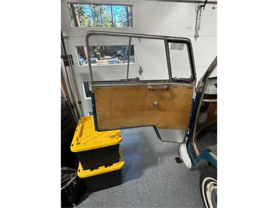 1967 Volkswagen Split-Window Bus - Image 13 of 21