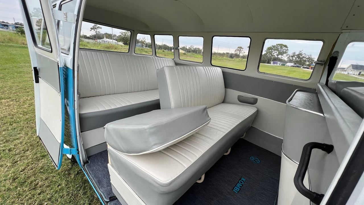 1967 Volkswagen Split-Window Bus - Image 8 of 14