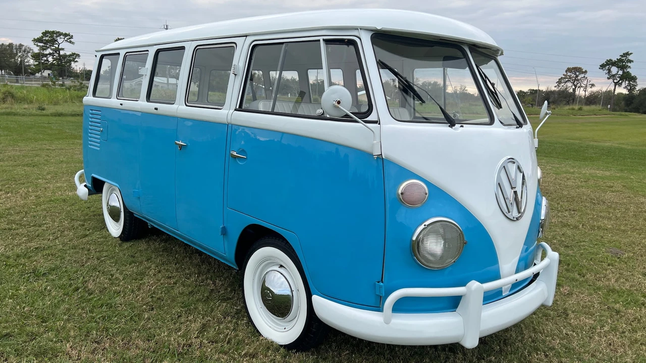 1967 Volkswagen Split-Window Bus - Image 14 of 14