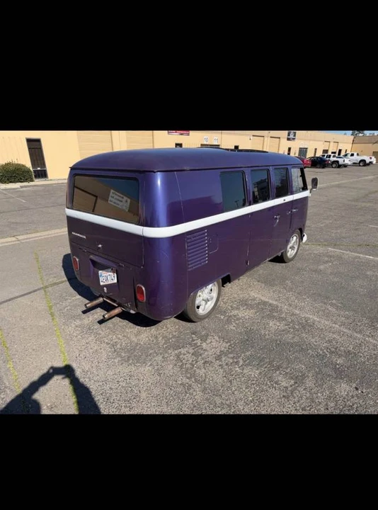 1967 Volkswagen Split-Window Bus - Image 6 of 12