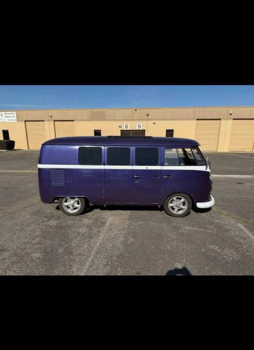 1967 Volkswagen Split-Window Bus - Image 4 of 12