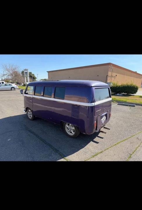 1967 Volkswagen Split-Window Bus - Image 8 of 12