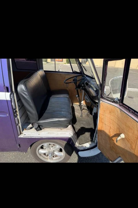 1967 Volkswagen Split-Window Bus - Image 10 of 12