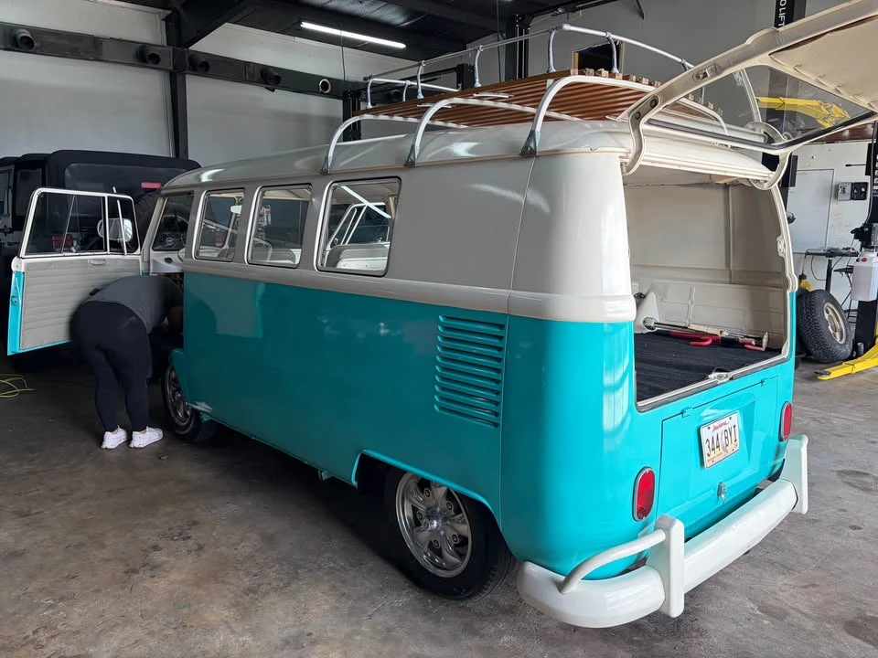 1967 Volkswagen Split-Window Bus - Image 2 of 7