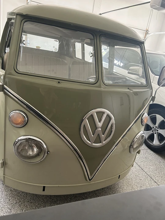 1967 Volkswagen Split-Window Bus - Image 2 of 15