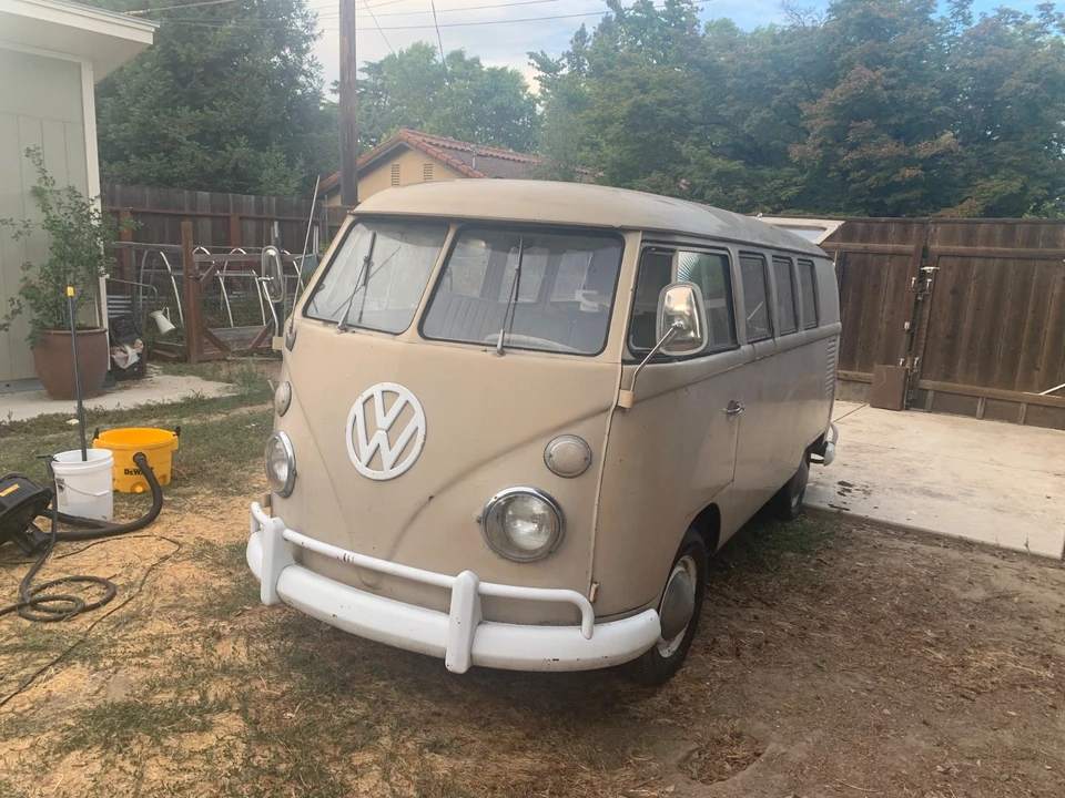 1967 Volkswagen Split-Window Bus - Image 10 of 15