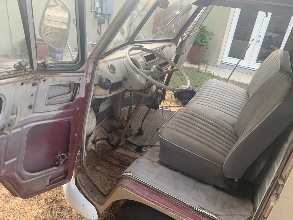1967 Volkswagen Split-Window Bus - Image 14 of 15
