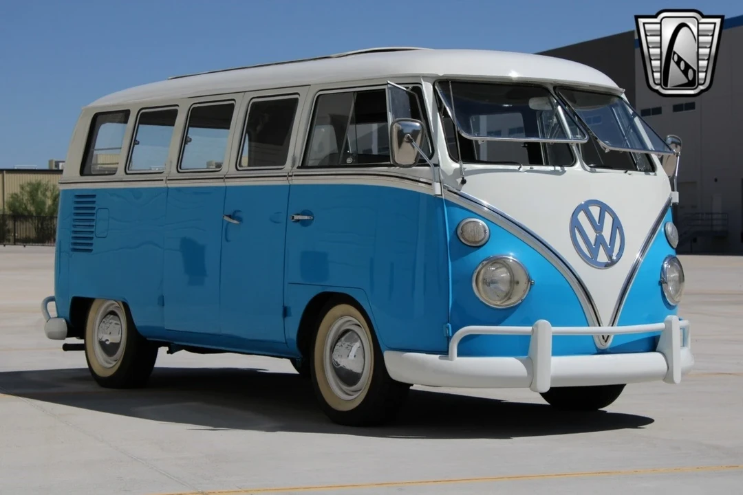1967 Volkswagen Bay-Window Bus - Image 7 of 12