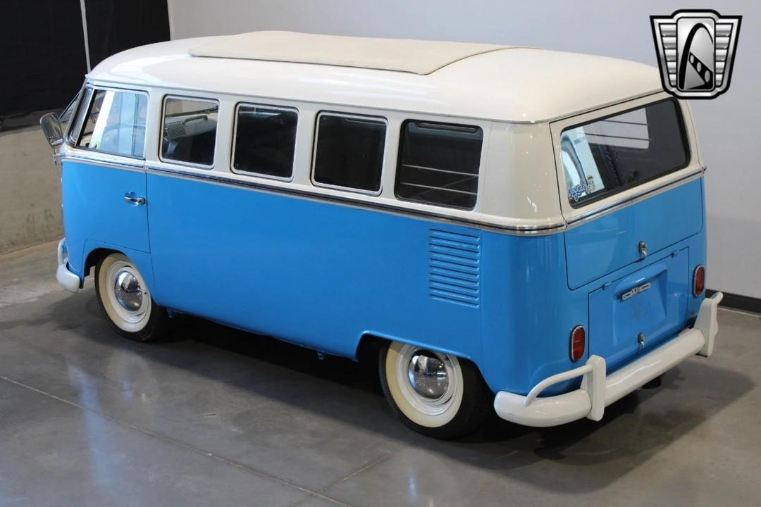 1967 Volkswagen Bay-Window Bus - Image 13 of 21