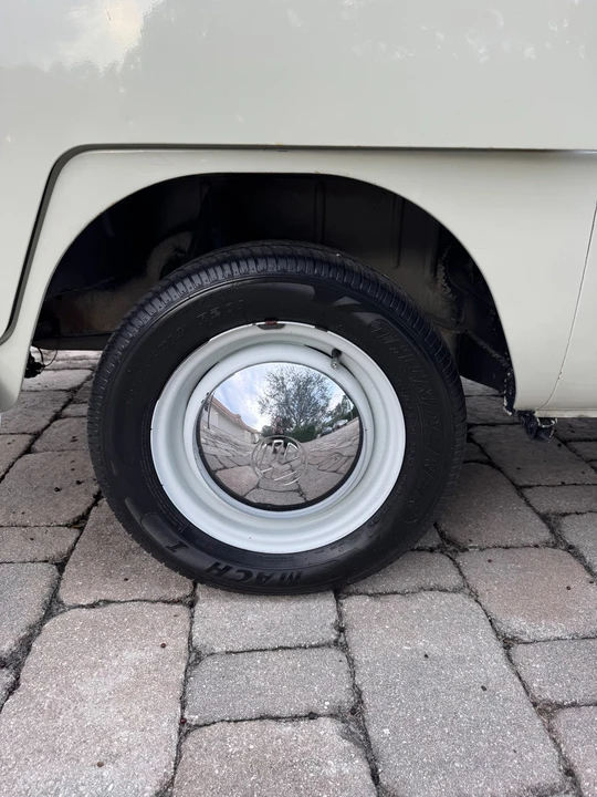 1967 Volkswagen Split-Window Bus - Image 9 of 21