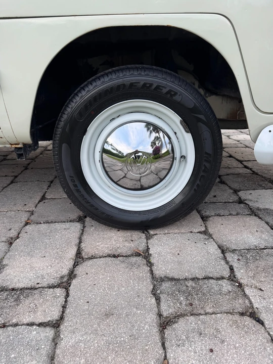 1967 Volkswagen Split-Window Bus - Image 13 of 21