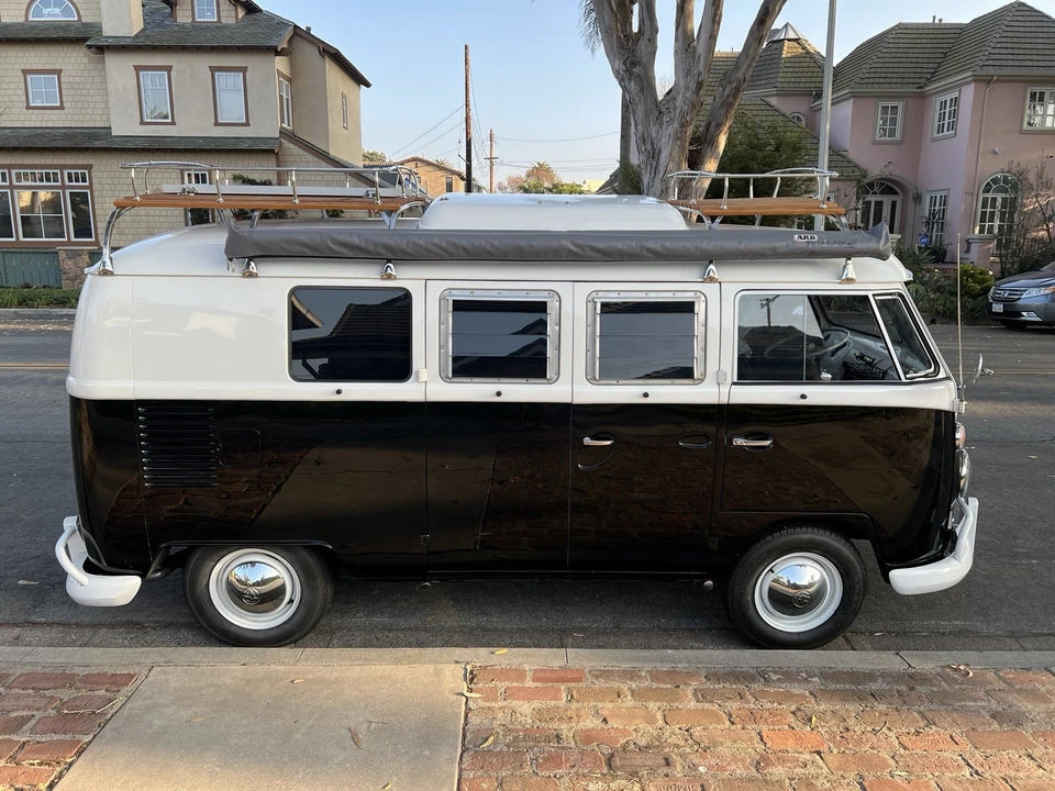 1967 Volkswagen Split-Window Camper - Image 10 of 21