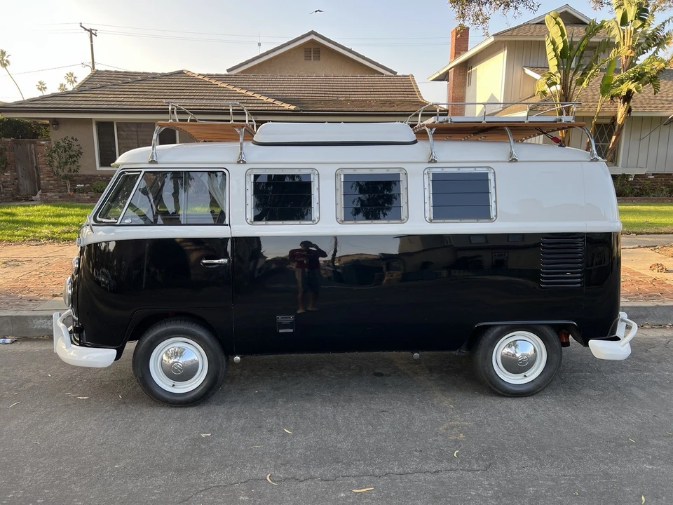 1967 Volkswagen Split-Window Camper - Image 4 of 21