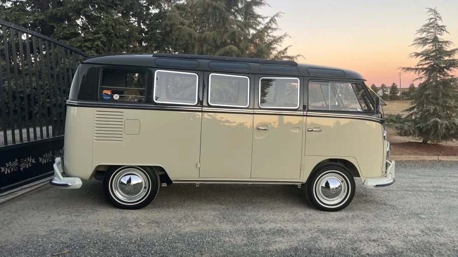 1967 Volkswagen Split-Window Bus - Image 2 of 31