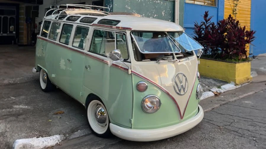 1967 Volkswagen Split-Window Bus - Image 10 of 24