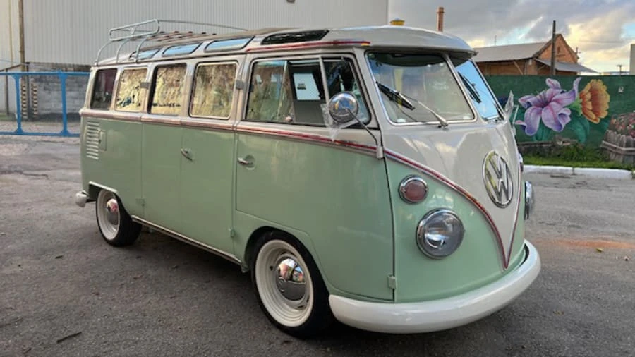 1967 Volkswagen Split-Window Bus - Image 3 of 24