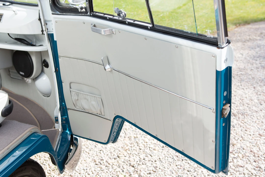 1967 Volkswagen Split-Window Camper - Image 27 of 31
