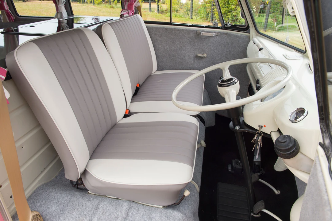 1967 Volkswagen Split-Window Camper - Image 20 of 31