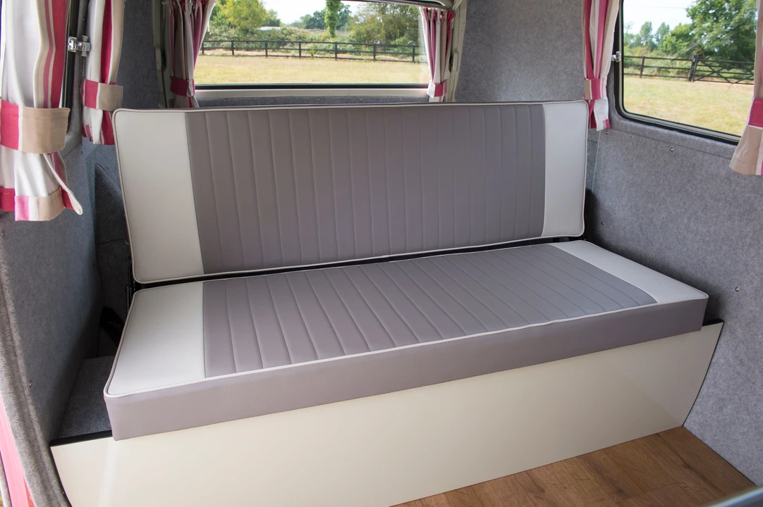 1967 Volkswagen Split-Window Camper - Image 18 of 31