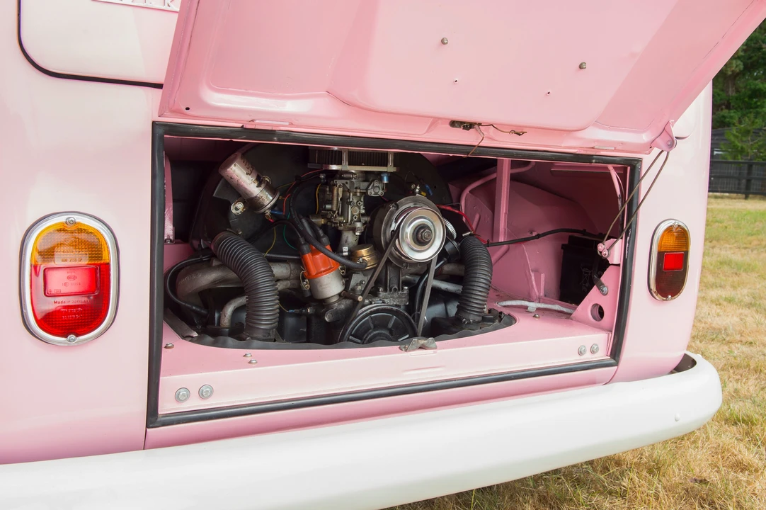 1967 Volkswagen Split-Window Camper - Image 12 of 31