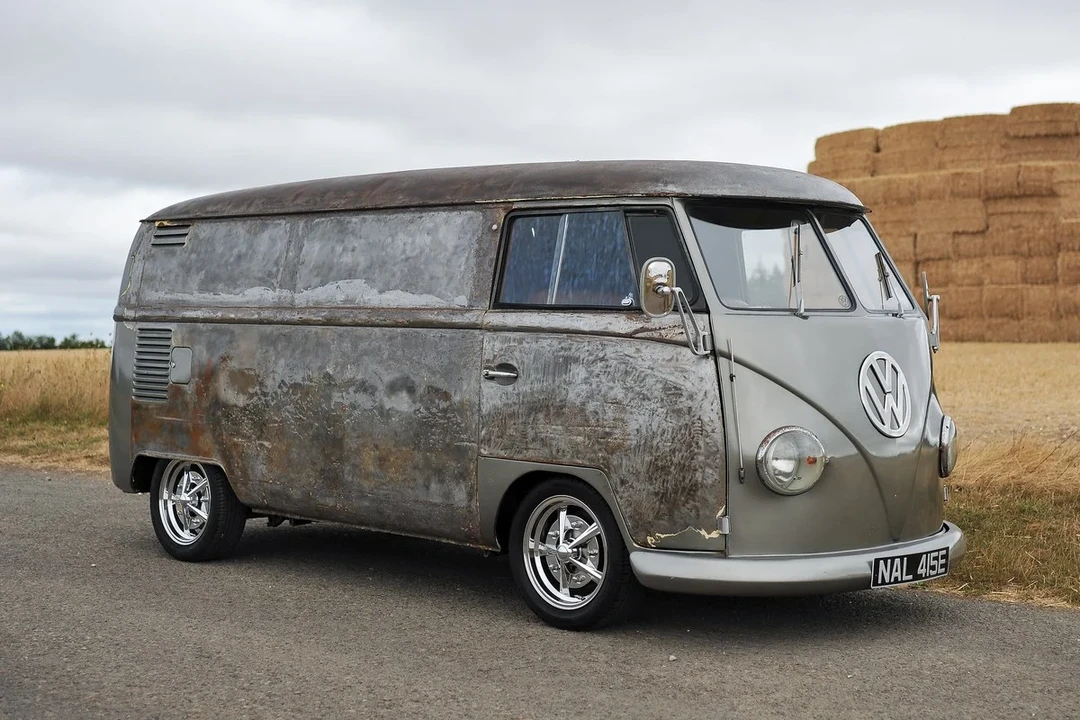 1967 Volkswagen Split-Window Bus - Image 15 of 30