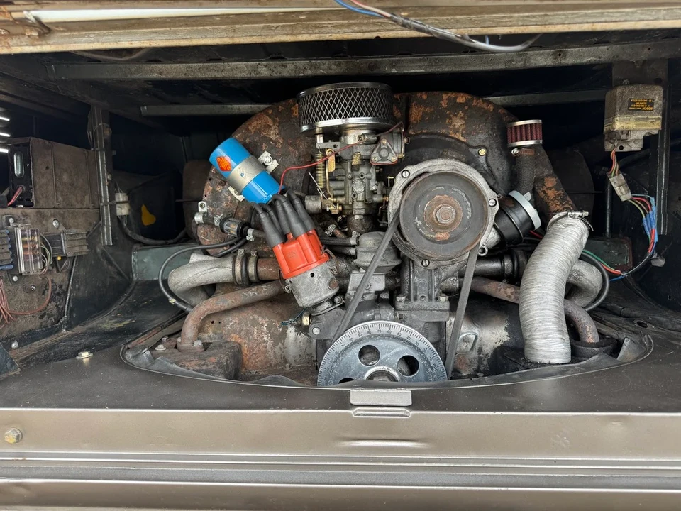 1967 Volkswagen Split-Window Bus - Image 22 of 31