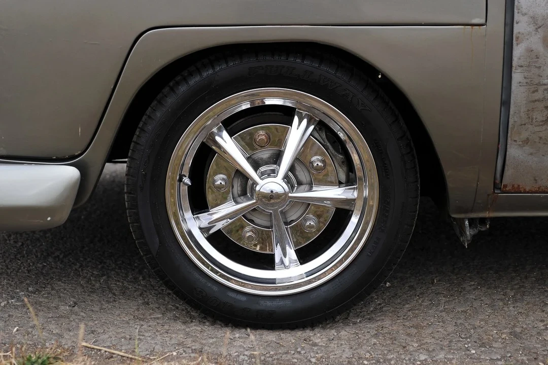 1967 Volkswagen Split-Window Bus - Image 17 of 31