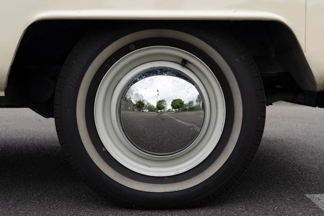 1967 Volkswagen Split-Window Bus - Image 11 of 31