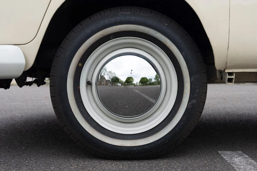 1967 Volkswagen Split-Window Bus - Image 12 of 31