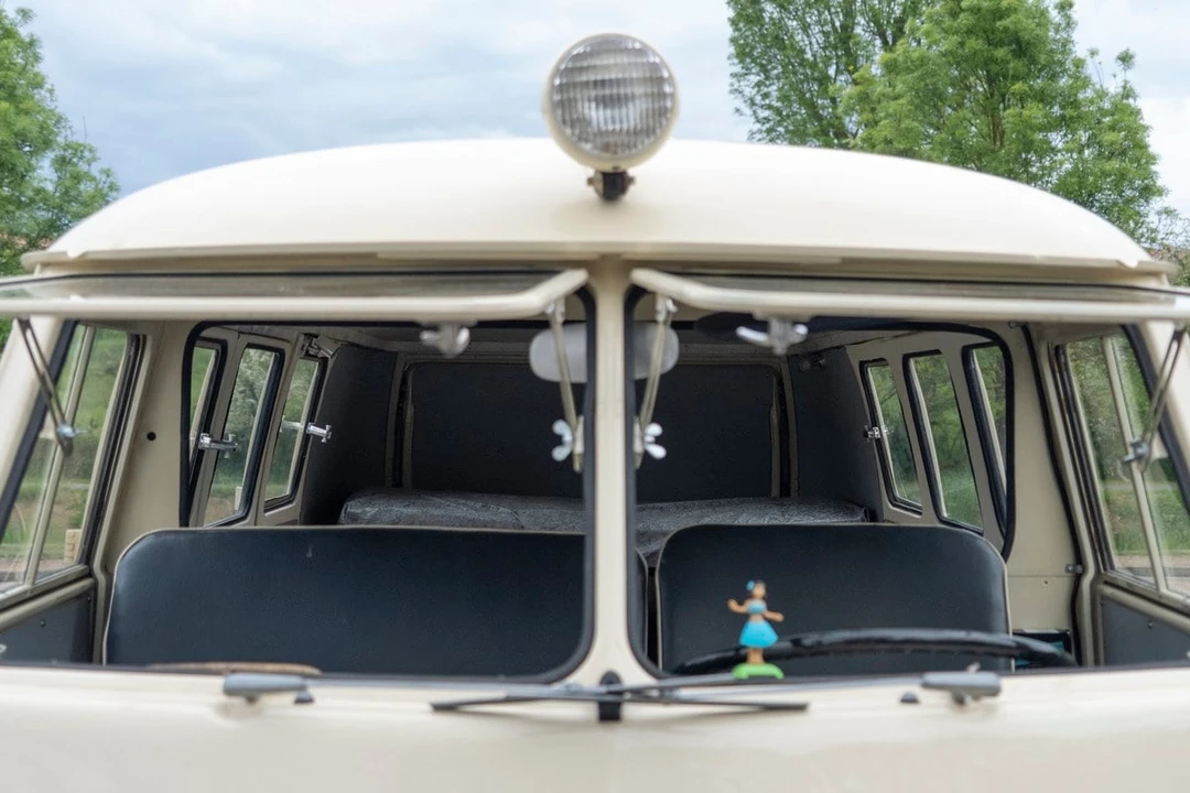 1967 Volkswagen Split-Window Bus - Image 16 of 31