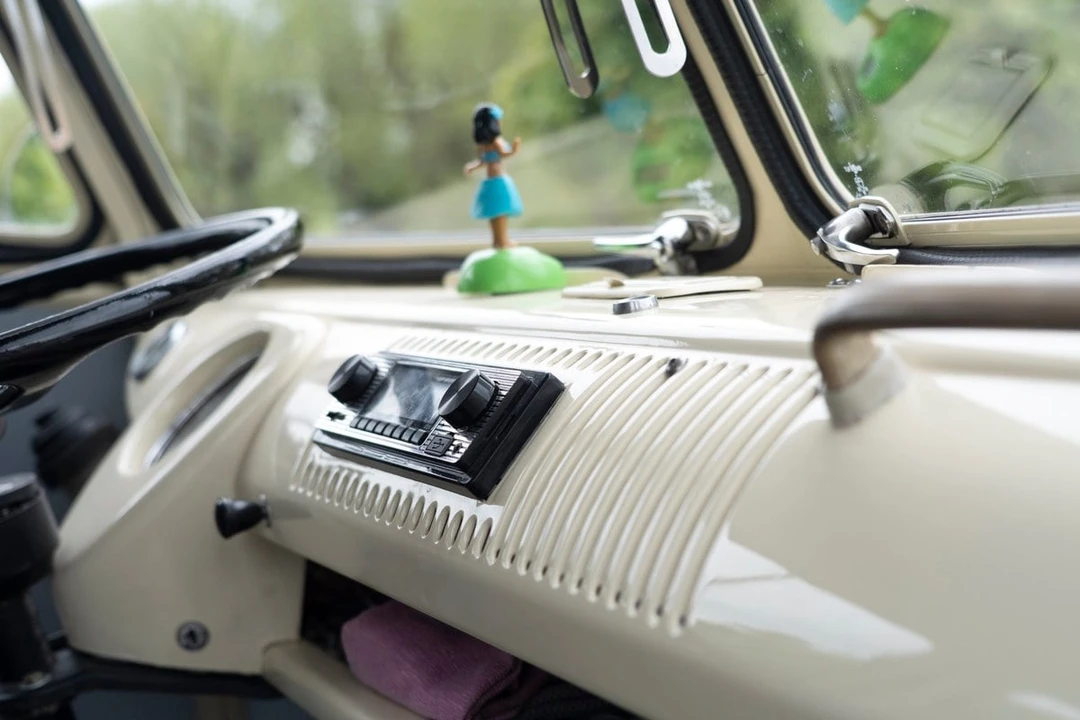 1967 Volkswagen Split-Window Bus - Image 24 of 31