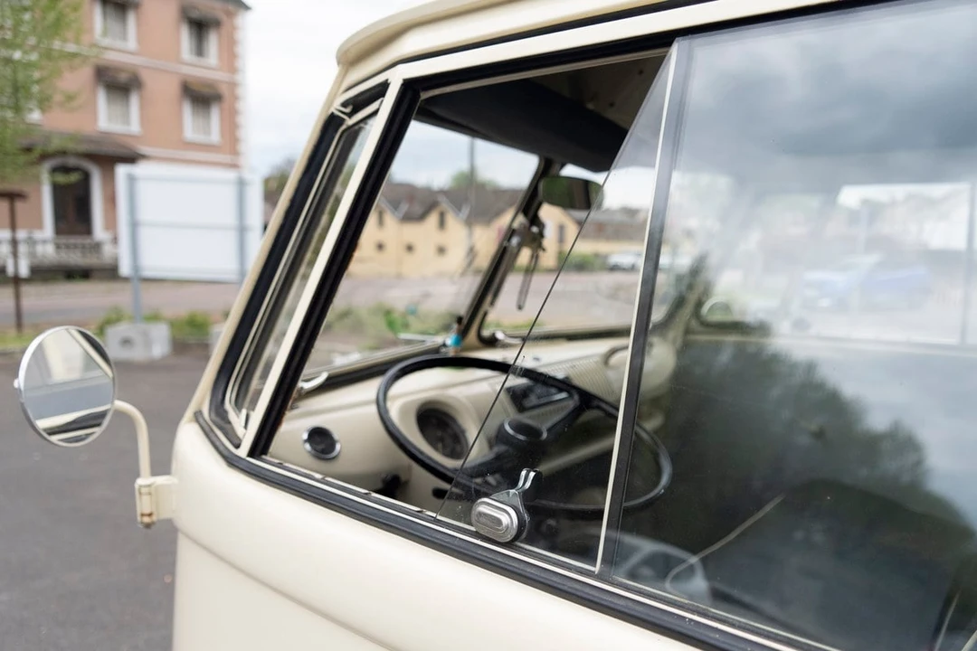 1967 Volkswagen Split-Window Bus - Image 13 of 31