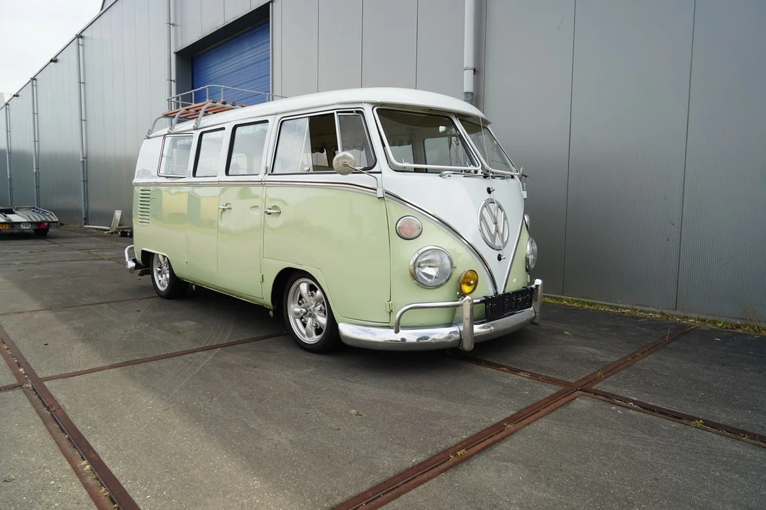 1967 Volkswagen Split-Window Camper - Image 2 of 30