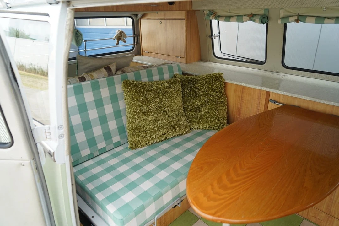 1967 Volkswagen Split-Window Camper - Image 24 of 30
