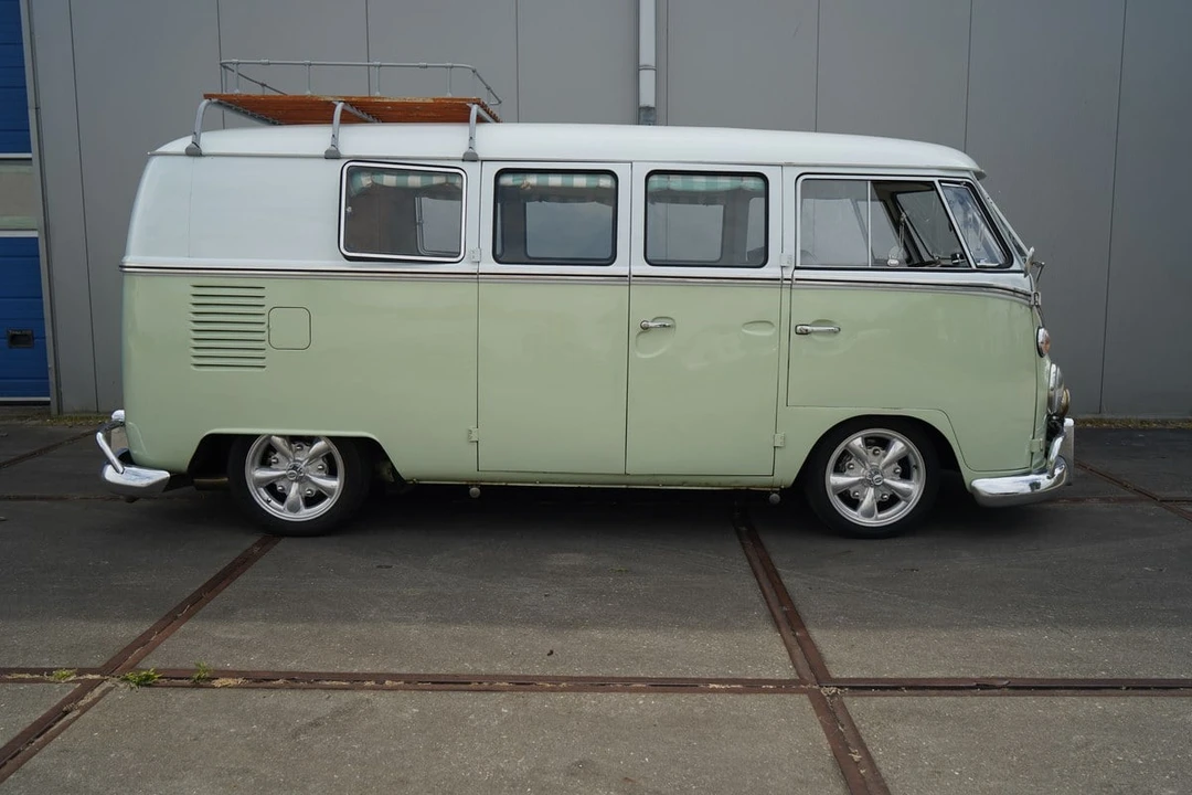 1967 Volkswagen Split-Window Camper - Image 6 of 30