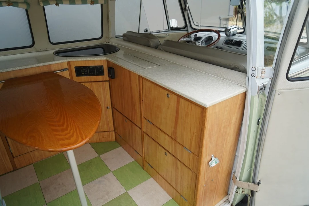 1967 Volkswagen Split-Window Camper - Image 26 of 30