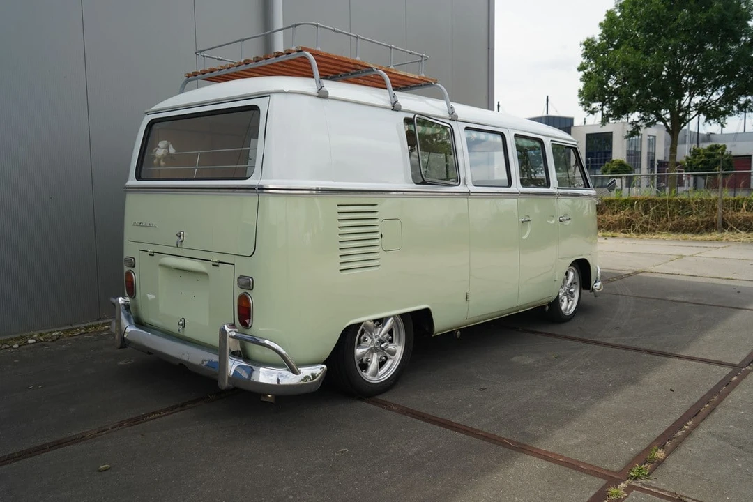 1967 Volkswagen Split-Window Camper - Image 8 of 30