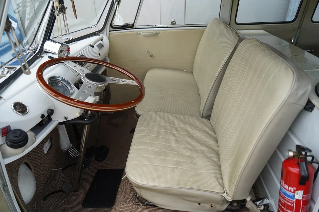 1967 Volkswagen Split-Window Camper - Image 16 of 30