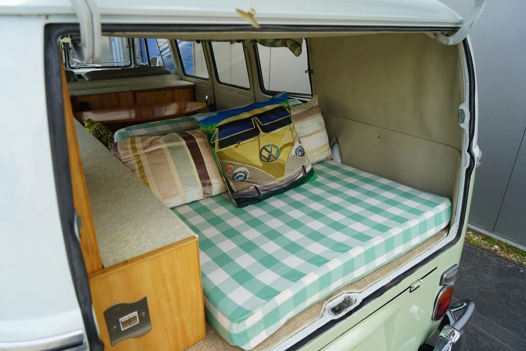 1967 Volkswagen Split-Window Camper - Image 21 of 30
