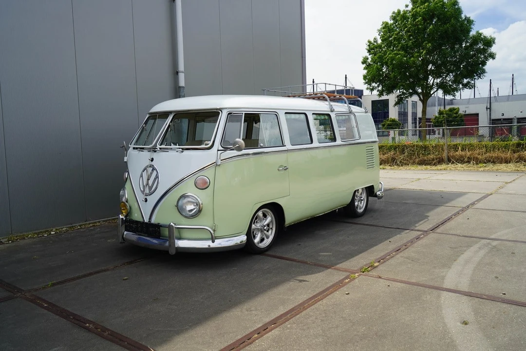 1967 Volkswagen Split-Window Camper - Image 3 of 30