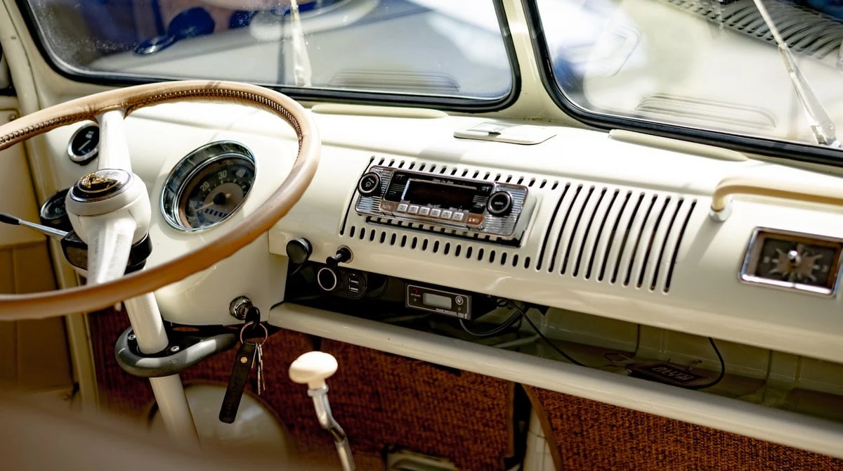 1967 Volkswagen Split-Window Bus - Image 19 of 31