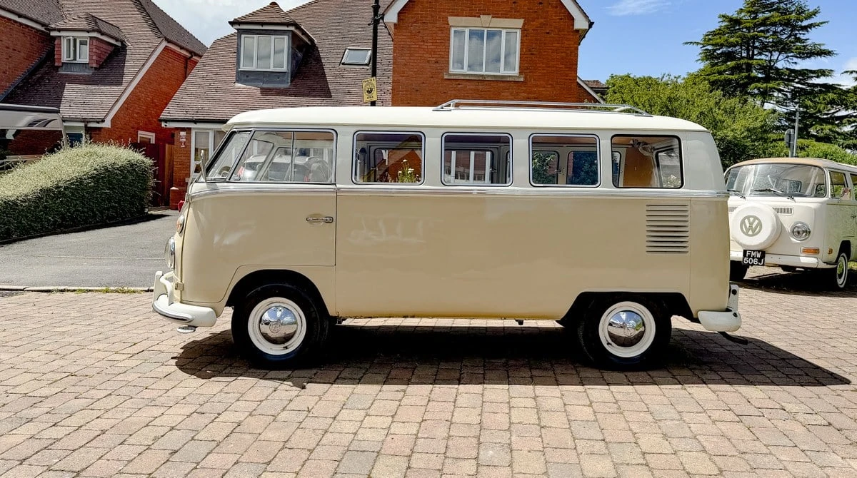 1967 Volkswagen Split-Window Bus - Image 6 of 31
