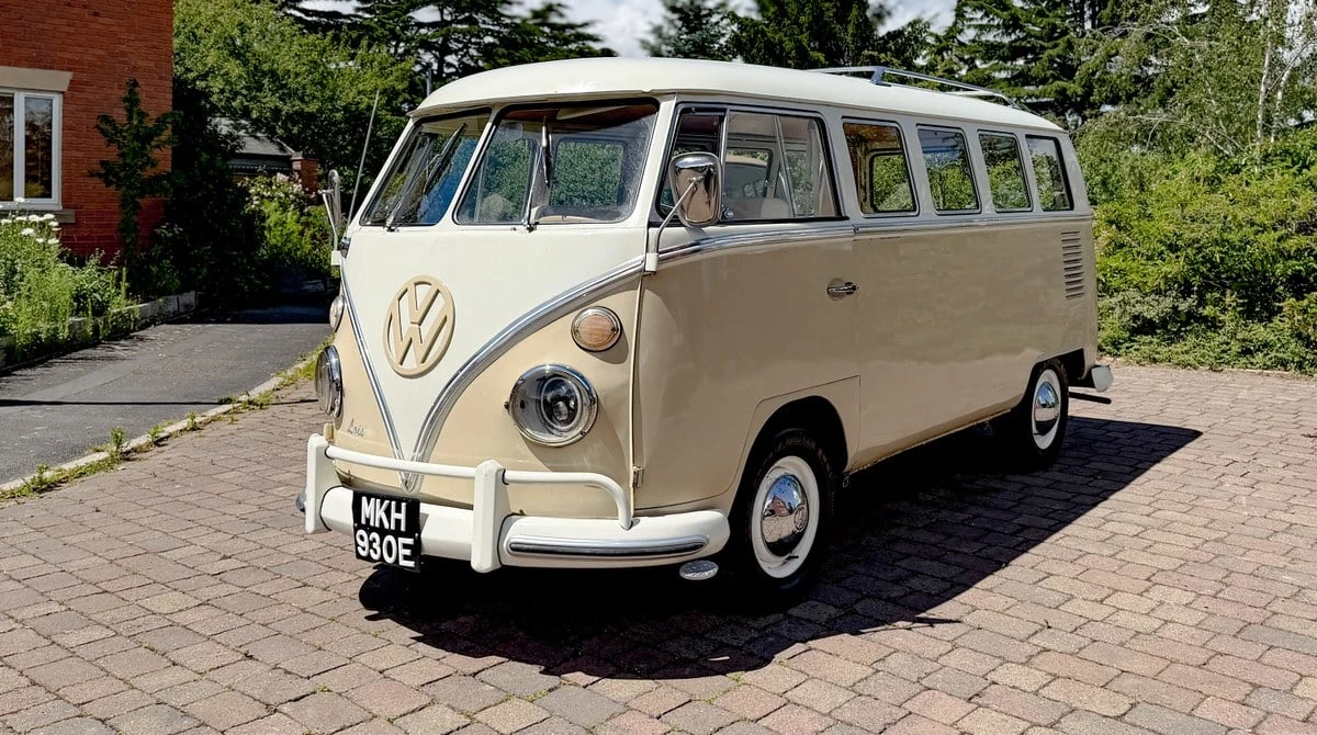 1967 Volkswagen Split-Window Bus - Image 10 of 31