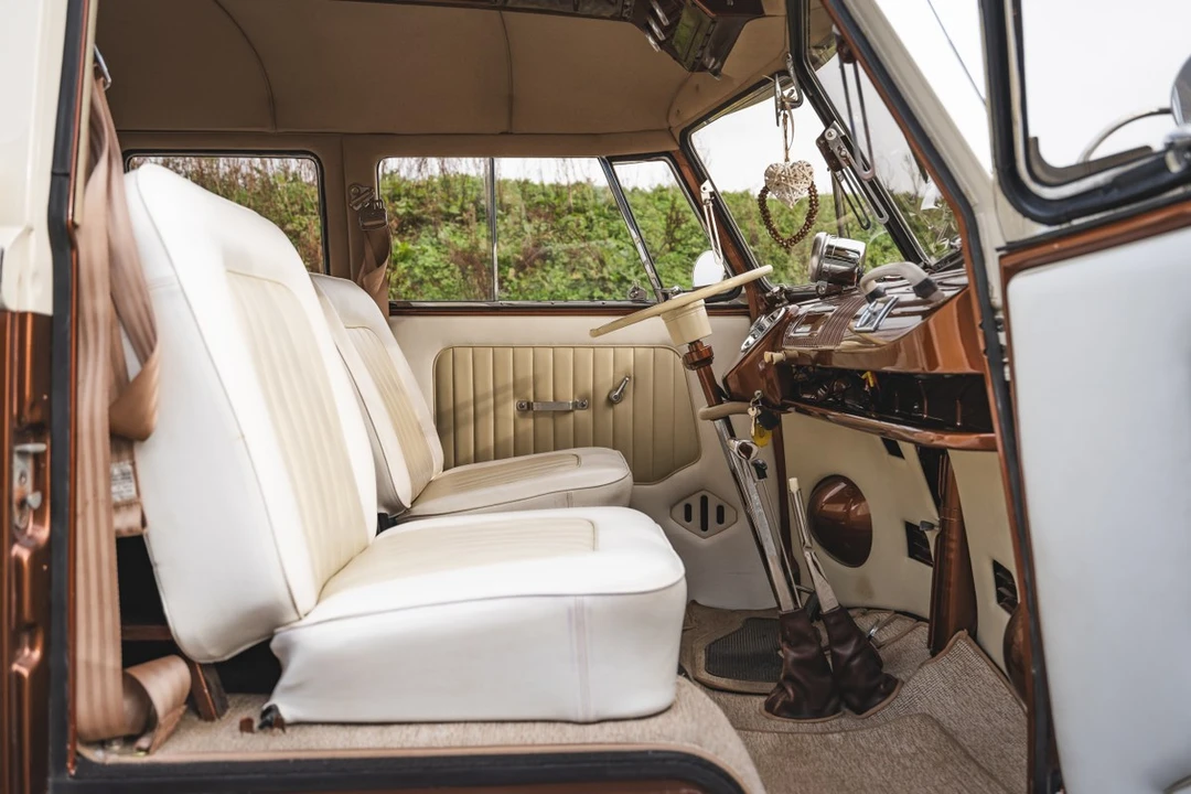 1967 Volkswagen Split-Window Bus - Image 15 of 30